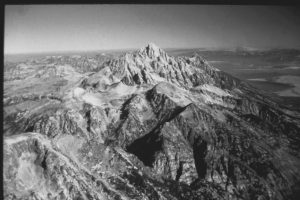 overhead picture of mountains